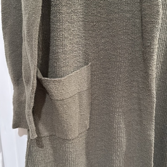 Relatively Long Open Lightweight Cardigan - Picture 2 of 7